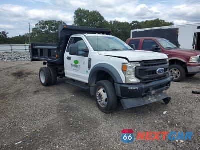 Czwarte zdjęcie samochodu z boku: 2021 FORD F550 SUPER DUTY VIN:1FDUF5HN1MDA05408 - miniatura