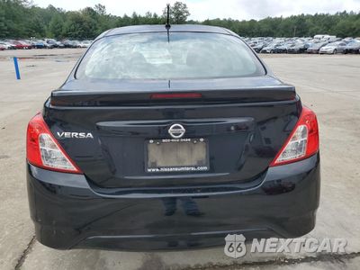 Zdjęcie 6 z 15 samochodu: 2018 NISSAN VERSA S VIN:3N1CN7AP6JL859281 - miniatura