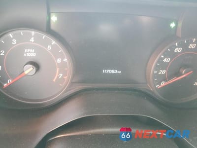 Zdjęcie 9 z 12 samochodu: 2017 CHEVROLET CAMARO SS VIN:1G1FF3D76H0170305 - miniatura