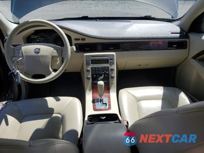 Zdjęcie 8 z 12 samochodu: 2008 VOLVO V70 3.2 VIN:YV1BW982381020731 - miniatura