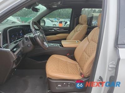 Zdjęcie 7 z 13 samochodu: 2021 CADILLAC ESCALADE PREMIUM LUXURY VIN:1GYS4BKL4MR449063 - miniatura
