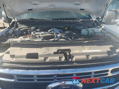 Zdjęcie 11 z 12 samochodu: 2023 FORD F550 SUPER DUTY SUPER DUTY VIN:1FD0W5HT5PEC77827 - miniatura