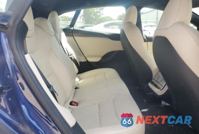 Zdjęcie 10 z 12 samochodu: 2023 TESLA MODEL S VIN:5YJSA1E53PF500536 - miniatura