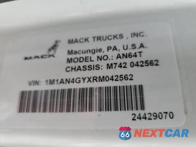 Zdjęcie 10 z 10 samochodu: 2024 MACK AN64T SEMI TRUCK VIN:1M1AN4GYXRM042562 - miniatura