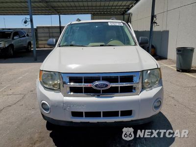 Piąte zdjęcie samochodu w środku: 2011 FORD ESCAPE XLT VIN:1FMCU0D74BKA81886 - miniatura