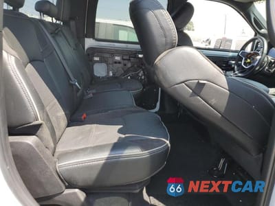 Zdjęcie 10 z 13 samochodu: 2024 RAM 2500 LARAMIE VIN:3C6UR5FL8RG357254 - miniatura