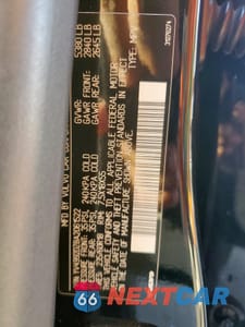 Zdjęcie 13 z 15 samochodu: 2010 VOLVO XC60 T6 VIN:YV4992DZ8A2061522 - miniatura