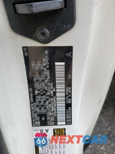 Zdjęcie 13 z 13 samochodu: 2010 TOYOTA FJ CRUISER VIN:JTEBU4BF0AK089592 - miniatura