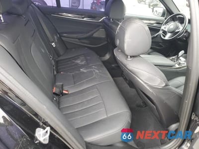 Zdjęcie 10 z 12 samochodu: 2023 BMW 530E VIN:WBA13AG01PCM01764 - miniatura