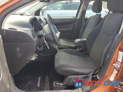 Zdjęcie 7 z 13 samochodu: 2011 DODGE CALIBER MAINSTREET VIN:1B3CB3HA6BD294443 - miniatura