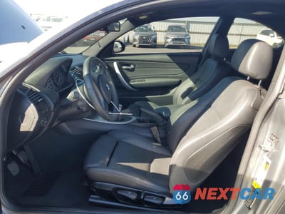 Zdjęcie 7 z 14 samochodu: 2009 BMW 135 I VIN:WBAUC73589VK80515 - miniatura