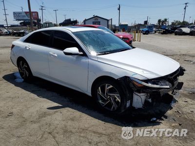 Czwarte zdjęcie samochodu z boku: 2024 HYUNDAI ELANTRA LIMITED VIN:KMHLN4DJ6RU115714 - miniatura