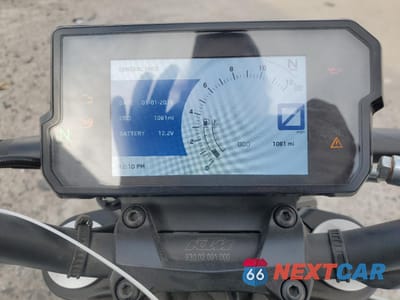 Zdjęcie 7 z 9 samochodu: 2018 KTM 390 DUKE VIN:MD2JPJ405JC253289 - miniatura