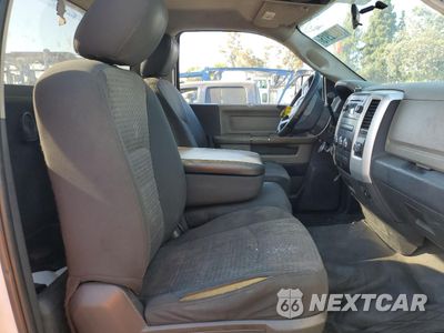 Zdjęcie 6 z 10 samochodu: 2011 DODGE RAM 5500 ST VIN:3D6WA7EL7BG504220 - miniatura