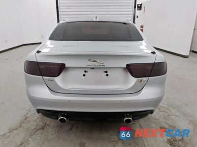 Zdjęcie 6 z 13 samochodu: 2018 JAGUAR XE S VIN:SAJAG4FV4JCP17755 - miniatura