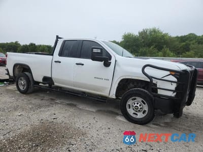 Czwarte zdjęcie samochodu z boku: 2021 CHEVROLET SILVERADO K2500 HEAVY DUTY VIN:1GC5YLE72MF142651 - miniatura