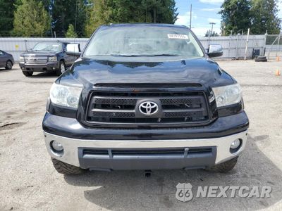 Piąte zdjęcie samochodu w środku: 2013 TOYOTA TUNDRA CREWMAX LIMITED VIN:5TFHY5F15DX290841 - miniatura