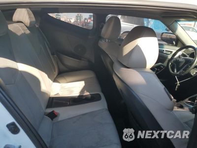 Zdjęcie 10 z 12 samochodu: 2013 HYUNDAI VELOSTER VIN:KMHTC6AD4DU140426 - miniatura