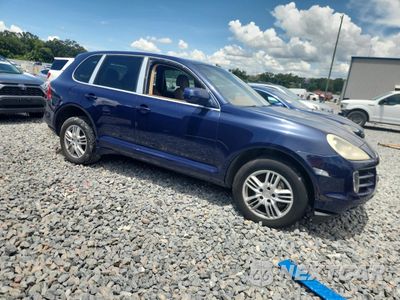 Czwarte zdjęcie samochodu z boku: 2010 PORSCHE CAYENNE VIN:WP1AA2AP1ALA05750 - miniatura