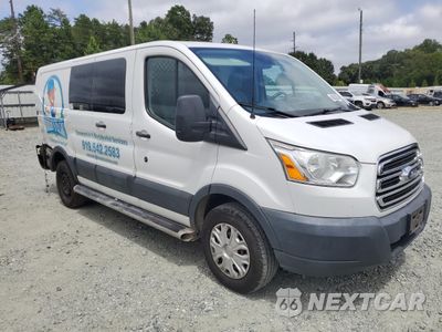 Czwarte zdjęcie samochodu z boku: 2016 FORD TRANSIT T-250 VIN:1FTYR1ZM3GKA47672 - miniatura