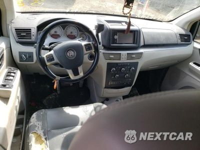 Zdjęcie 8 z 12 samochodu: 2011 VOLKSWAGEN ROUTAN SE VIN:2V4RW3DG3BR622167 - miniatura