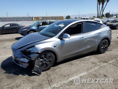 2024 TESLA MODEL Y 7SAYGAEE4RF125173 - główne zdjęcie licytacji z USA - miniatura