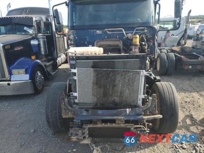 Zdjęcie 7 z 10 samochodu: 2021 INTERNATIONAL HX620 - CONSTRUCTION TRUCKS VIN:3HTDTAPTXMN050421 - miniatura