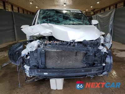 Piąte zdjęcie samochodu w środku: 2023 KIA SELTOS LX VIN:KNDEPCAAXP7392013 - miniatura