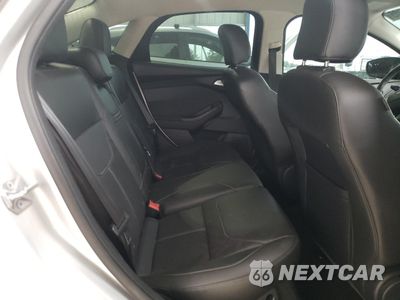 Zdjęcie 10 z 15 samochodu: 2015 FORD FOCUS SE VIN:1FADP3F28FL235234 - miniatura