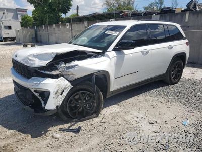 2024 JEEP GRAND CHEROKEE LAREDO 1C4RJHAG7RC230578 - główne zdjęcie licytacji z USA - miniatura