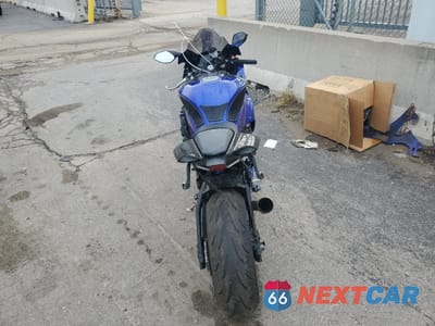 Czwarte zdjęcie samochodu z boku: 2025 YAMAHA YZF1000 VIN:JYARNA7E8SA000546 - miniatura