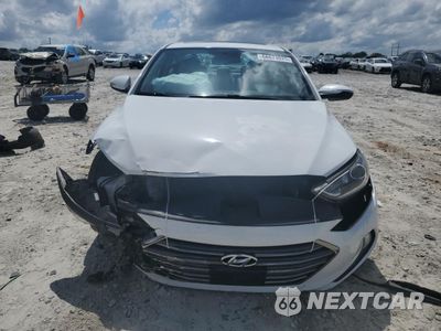 Piąte zdjęcie samochodu w środku: 2017 HYUNDAI ELANTRA SE VIN:5NPD84LF9HH091740 - miniatura