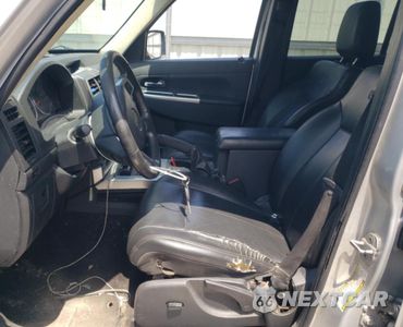 Zdjęcie 7 z 15 samochodu: 2009 JEEP LIBERTY LIMITED VIN:1J8GN58K49W543633 - miniatura