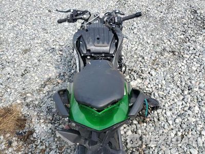 Zdjęcie 6 z 9 samochodu: 2023 KAWASAKI ZX1002 K VIN:JKBZXVK14PA032076 - miniatura