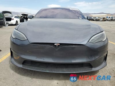 Piąte zdjęcie samochodu w środku: 2023 TESLA MODEL S VIN:5YJSA1E56PF511529 - miniatura