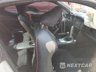 Zdjęcie 10 z 12 samochodu: 2016 TOYOTA SCION FR-S VIN:JF1ZNAA16G9700221 - miniatura