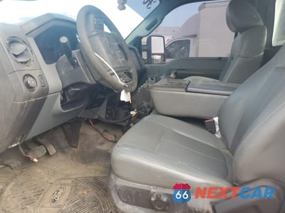 Zdjęcie 7 z 13 samochodu: 2012 FORD F550 SUPER DUTY VIN:1FDUF5HT5CED20350 - miniatura