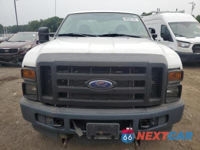 Piąte zdjęcie samochodu w środku: 2010 FORD F250 SUPER DUTY VIN:1FTNF2B50AEA69316 - miniatura