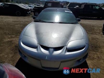 Piąte zdjęcie samochodu w środku: 2000 PONTIAC FIREBIRD VIN:2G2FS22K0Y2137128 - miniatura