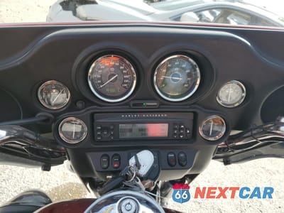 Zdjęcie 7 z 9 samochodu: 2012 HARLEY-DAVIDSON FLHTK ELECTRA GLIDE ULTRA LIMITED VIN:1HD1KEM10CB602189 - miniatura