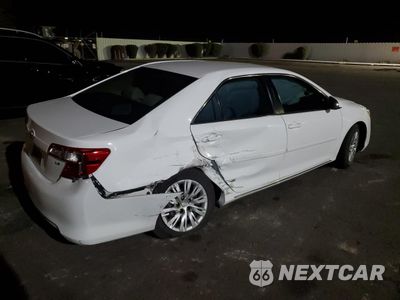 Trzecie zdjęcie samochodu z tyłu: 2014 TOYOTA CAMRY L VIN:4T4BF1FK9ER443822 - miniatura