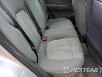 Zdjęcie 10 z 12 samochodu: 2014 CHEVROLET SONIC LT VIN:1G1JC6SH7E4102969 - miniatura