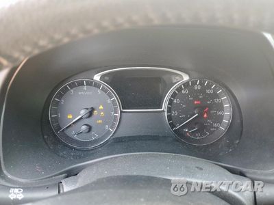 Zdjęcie 9 z 15 samochodu: 2018 NISSAN PATHFINDER S VIN:5N1DR2MN4JC622251 - miniatura