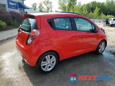 Trzecie zdjęcie samochodu z tyłu: 2014 CHEVROLET SPARK LS VIN:KL8CB6S92EC590772 - miniatura