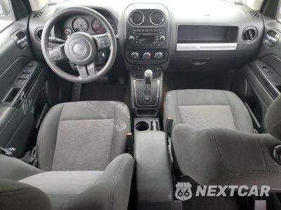 Zdjęcie 8 z 13 samochodu: 2016 JEEP COMPASS SPORT VIN:1C4NJCBAXGD665534 - miniatura