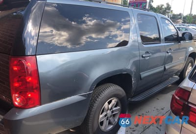 Czwarte zdjęcie samochodu z boku: 2008 GMC YUKON XL K1500 VIN:1GKFK16348J194523 - miniatura