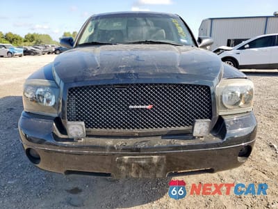 Piąte zdjęcie samochodu w środku: 2007 DODGE DAKOTA QUAD SLT VIN:1D7HE48N97S166520 - miniatura