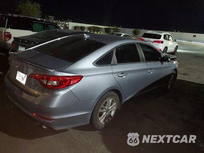 Trzecie zdjęcie samochodu z tyłu: 2017 HYUNDAI SONATA SE VIN:5NPE24AF9HH523980 - miniatura