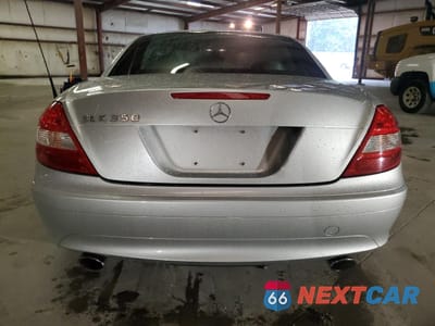Zdjęcie 6 z 14 samochodu: 2005 MERCEDES-BENZ SLK 350 VIN:WDBWK56F25F027183 - miniatura