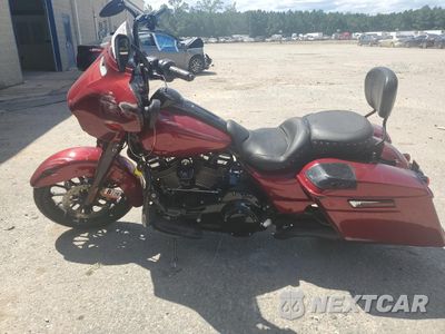 Trzecie zdjęcie samochodu z tyłu: 2018 HARLEY-DAVIDSON FLHXS STREET GLIDE SPECIAL VIN:1HD1KRC14JB626713 - miniatura